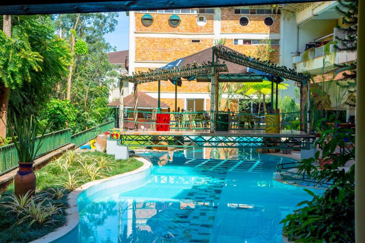 Golf Course Hotel Kampala Exterior foto