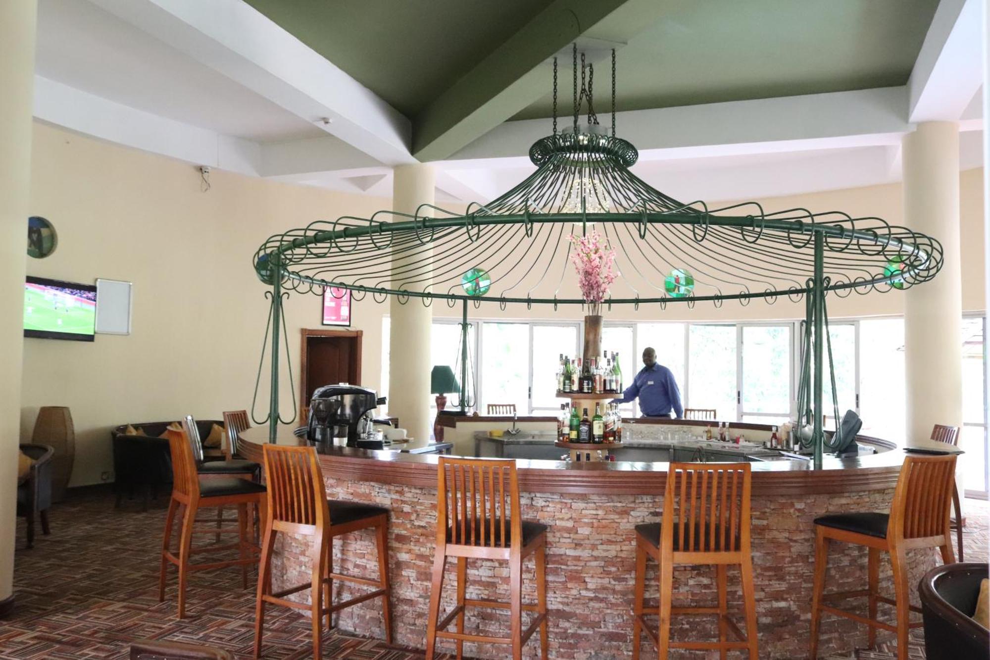 Golf Course Hotel Kampala Exterior foto